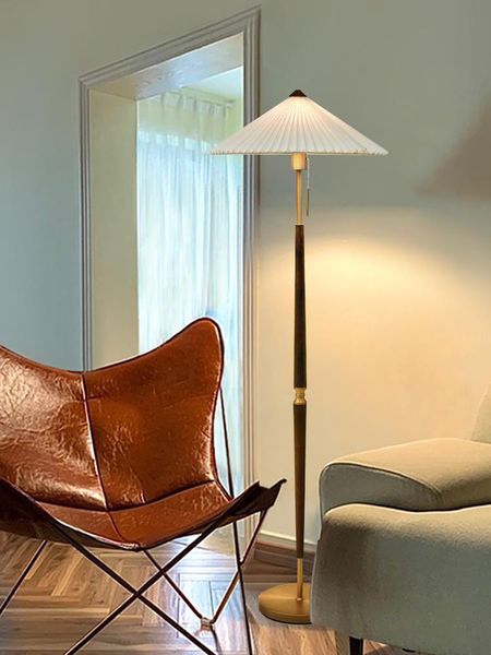 floor lamps living room lamp vintage solid wood pleated retro chinese bedroom study ins style decoration
floor lamps living room lamp vintage solid wood pleated retro chinese bedroom study ins style decoration