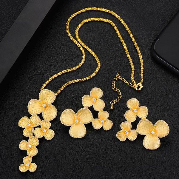 earrings & necklace larrauri exclusive 3 tone flower luxury women wedding naija bridal cubic zirconia earring dubai high jewelry set, Silver
earrings & necklace larrauri exclusive 3 tone flower luxury women wedding naija bridal cubic zirconia earring dubai high jewelry set, Silver