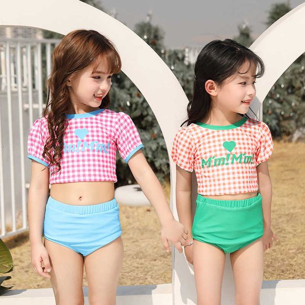 girl's lovely lattice small and medium sized girl baby beach split two piece children's swimsuit, White;black
girl's lovely lattice small and medium sized girl baby beach split two piece children's swimsuit, White;black