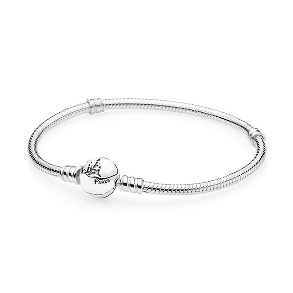 2021 new 100% 925 sterling silver 400008978408 classic bracelet clear cz charm bead fit diy original fashion bracelets factory wholesale jew, Golden;silver
2021 new 100% 925 sterling silver 400008978408 classic bracelet clear cz charm bead fit diy original fashion bracelets factory wholesale jew, Golden;silver