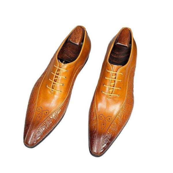 dress shoes men's formal leather shoes, british style. cowhide pointed toe laces, suits, wedding wear, brogues, Black
dress shoes men's formal leather shoes, british style. cowhide pointed toe laces, suits, wedding wear, brogues, Black