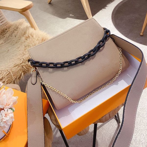 2021 luxury designers brand leather fashion women bags handbags ladies tote crossbody shoulder bag purse -l2310, Red;black
2021 luxury designers brand leather fashion women bags handbags ladies tote crossbody shoulder bag purse -l2310, Red;black