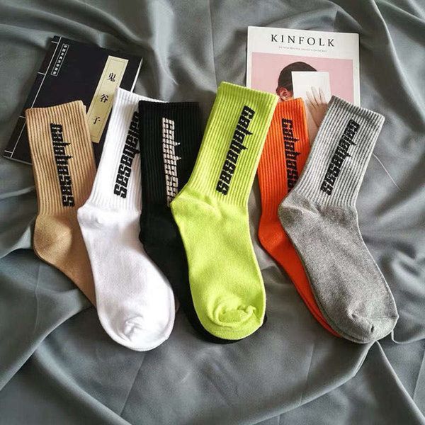 socks children autumn and winter ins trendy socks lovers middle tube coconut high letter basketball kan ye same style, Black
socks children autumn and winter ins trendy socks lovers middle tube coconut high letter basketball kan ye same style, Black