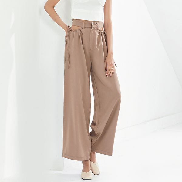 casual khaki trouser for women high waist hollow out straight wide leg pants female 2021 fashion new clothing style, Black;white
casual khaki trouser for women high waist hollow out straight wide leg pants female 2021 fashion new clothing style, Black;white