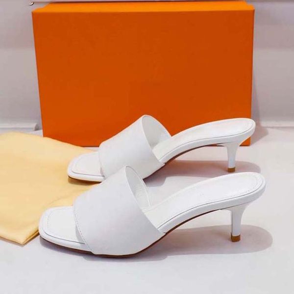 women shoes rubber heel slipper sandals summer beach outdoor cool slippers fashion wide lady household slide flat flip flops with box home01, Black
women shoes rubber heel slipper sandals summer beach outdoor cool slippers fashion wide lady household slide flat flip flops with box home01, Black