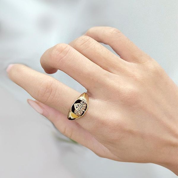 cluster rings creative gold demon eye ring luxury zircon pattern for women fashion jewelry gift drop, Golden;silver
cluster rings creative gold demon eye ring luxury zircon pattern for women fashion jewelry gift drop, Golden;silver