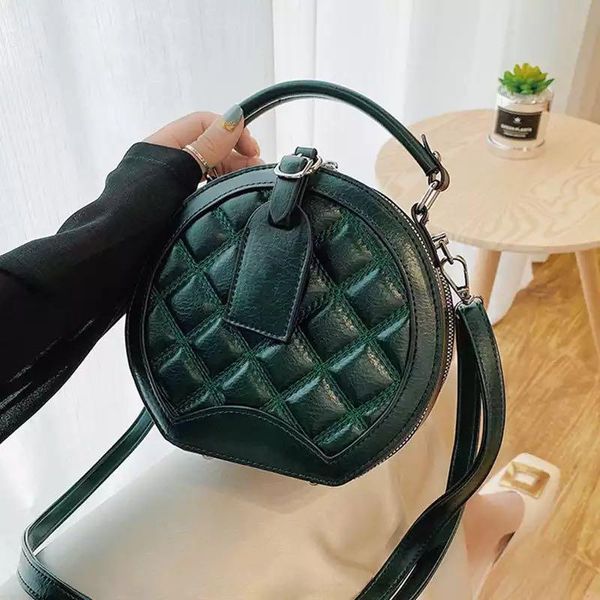 cross body designer women bag 2021 round shape handbag diamond lattice shoulder famous crossbody bags purses and handbags
cross body designer women bag 2021 round shape handbag diamond lattice shoulder famous crossbody bags purses and handbags