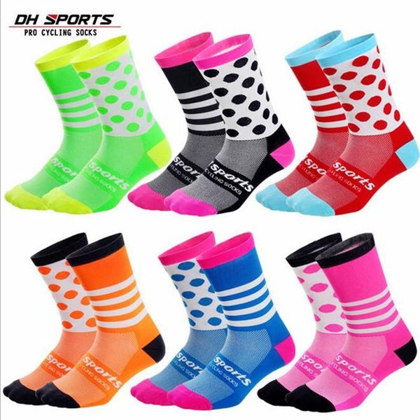 sports socks specifications: striped jacquard pattern professional socks, protect your feet during sports. breathable, moisture absorp, Black
sports socks specifications: striped jacquard pattern professional socks, protect your feet during sports. breathable, moisture absorp, Black