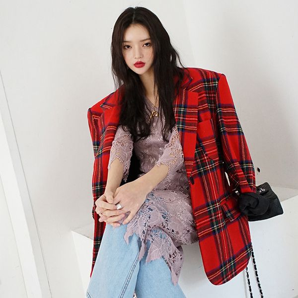 new 2021 vintage double breasted office ladies plaid blazer with belt long sleeve suit coat jacket women blazers female hfhf, White;black
new 2021 vintage double breasted office ladies plaid blazer with belt long sleeve suit coat jacket women blazers female hfhf, White;black