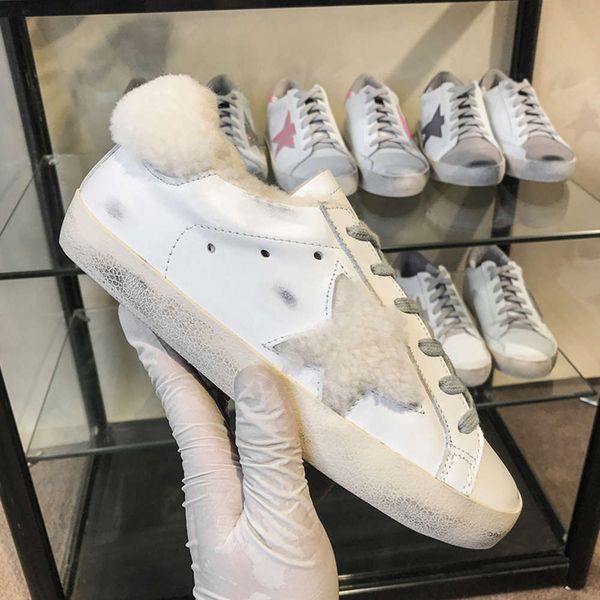 old lamb wool star small dirty women's board autumn and 2020 plush winter white shoes, White;red
old lamb wool star small dirty women's board autumn and 2020 plush winter white shoes, White;red