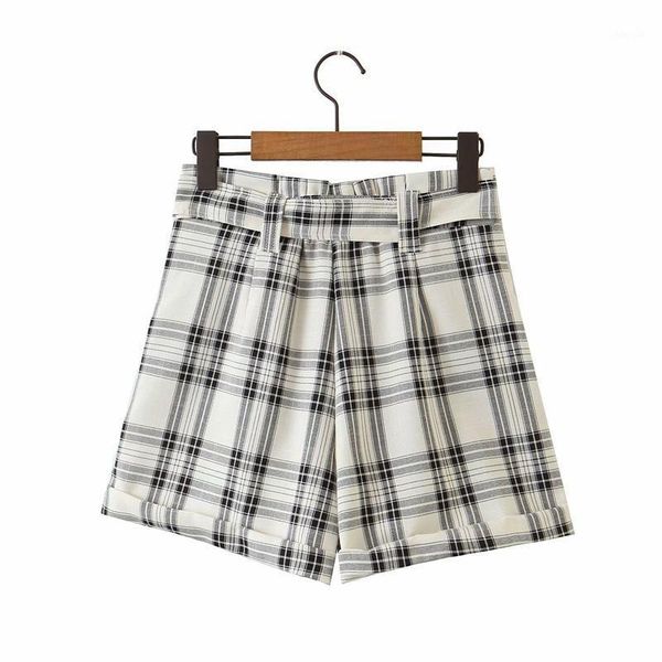 fashion women shorts with belt 2021 summer ladies black and white plaid female feminine girls chic clothes women's, White;black
fashion women shorts with belt 2021 summer ladies black and white plaid female feminine girls chic clothes women's, White;black