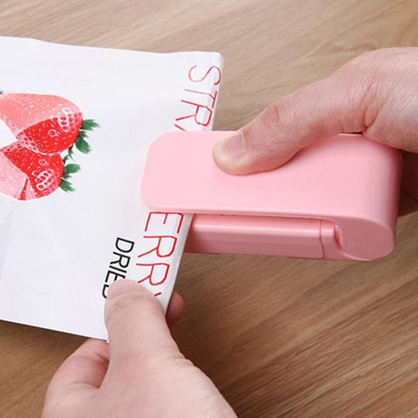 bag clips portable heat plastic package storage mini sealing machine handy stic kitchen accessories
bag clips portable heat plastic package storage mini sealing machine handy stic kitchen accessories