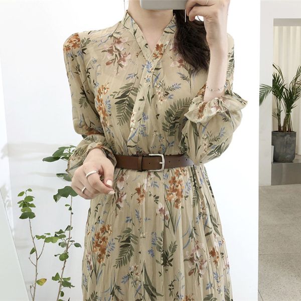 autumn elegant v-neck floral printed women dress flare sleeve a-line female chiffon dress vintage women long vestidos, Black;gray
autumn elegant v-neck floral printed women dress flare sleeve a-line female chiffon dress vintage women long vestidos, Black;gray