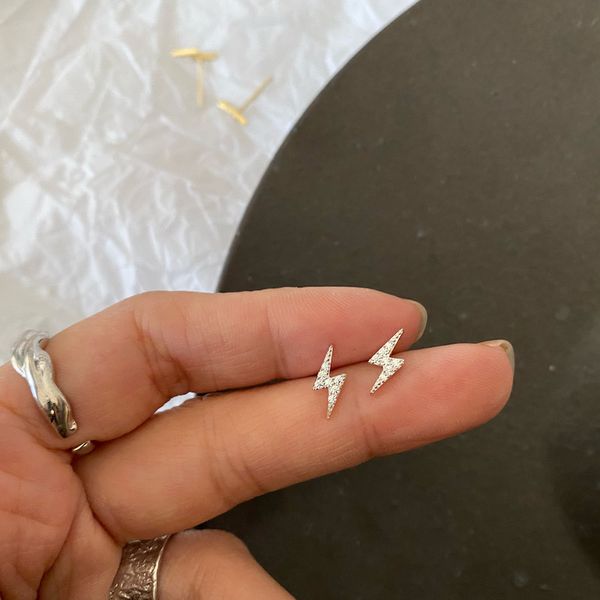 stud earrings 925 sterling silver simple fashion pav crystal women exquisite student girlfriend jewelry accessories, Golden;silver
stud earrings 925 sterling silver simple fashion pav crystal women exquisite student girlfriend jewelry accessories, Golden;silver