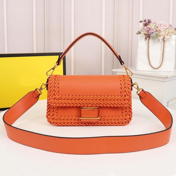 shoulder bags crossbody bag sheepskin and leather material gold letter decoration style design weave designerbag
shoulder bags crossbody bag sheepskin and leather material gold letter decoration style design weave designerbag