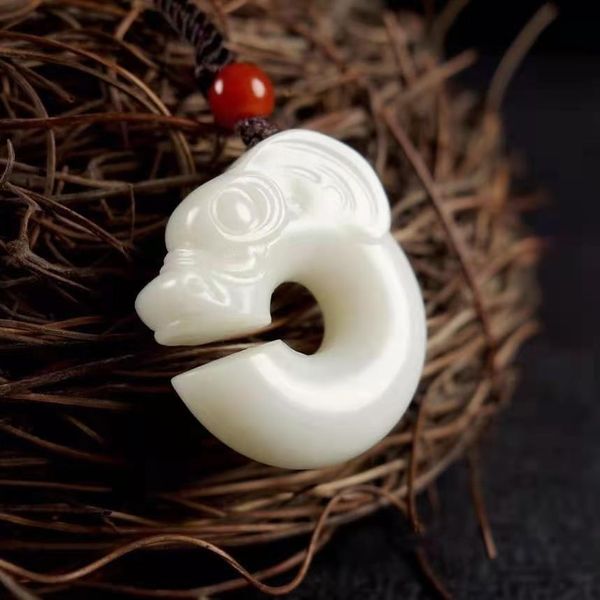 natural a hand-carved jade dragon pig hetian white jade pendant jade necklace men women pendants jewelry necklaces, Red;blue
natural a hand-carved jade dragon pig hetian white jade pendant jade necklace men women pendants jewelry necklaces, Red;blue