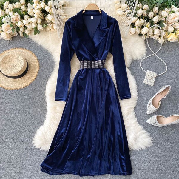 2021 autumn winter vintage notched collar veet midi women office ladies long sleeve solid red/blue a-line vestidos xpto, Black;gray
2021 autumn winter vintage notched collar veet midi women office ladies long sleeve solid red/blue a-line vestidos xpto, Black;gray