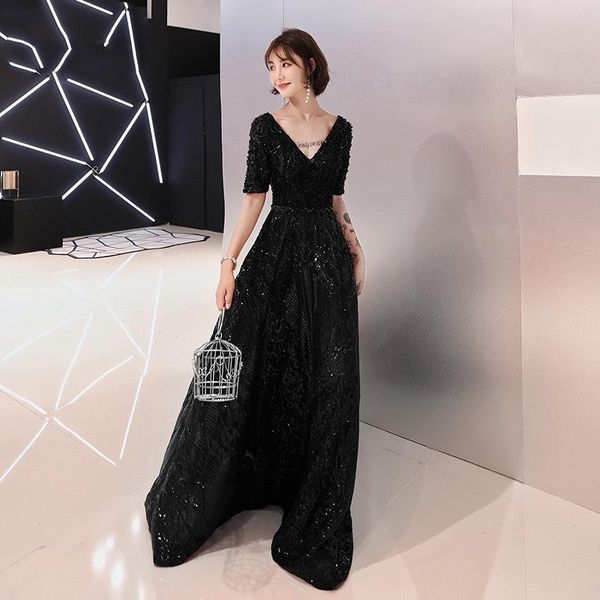 ethnic clothing lady black vintage elegant evening party dress exquisite sequins trim banquet gown v-neck backless temperament prom dre, Red
ethnic clothing lady black vintage elegant evening party dress exquisite sequins trim banquet gown v-neck backless temperament prom dre, Red
