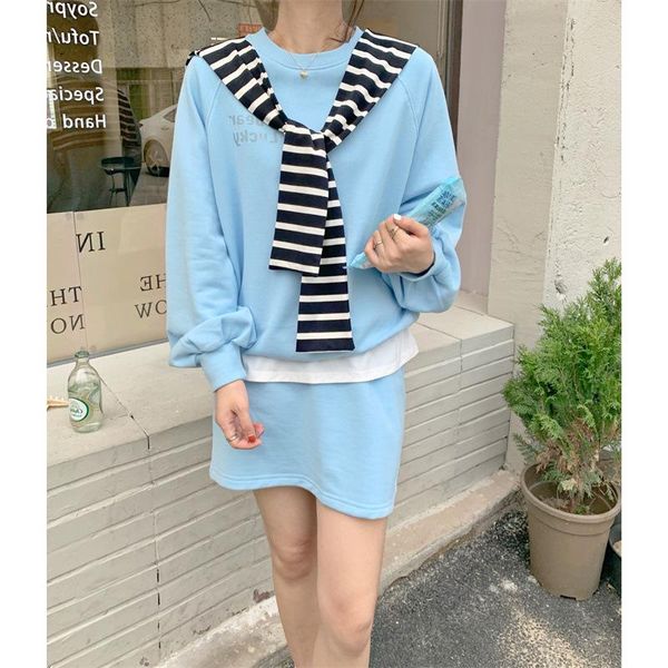women's tracksuits women 2 pieces sweat tracksuit set outfits 2021 fall crewneck loose sweatshirt with shawl and elastic waist short sk, Gray
women's tracksuits women 2 pieces sweat tracksuit set outfits 2021 fall crewneck loose sweatshirt with shawl and elastic waist short sk, Gray