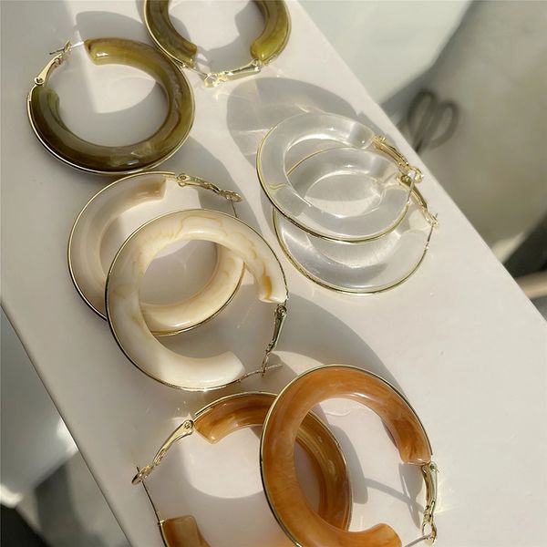 colorful transparent resin acrylic square rings with golden beads for women friends couple travel jewelry, Golden;silver
colorful transparent resin acrylic square rings with golden beads for women friends couple travel jewelry, Golden;silver