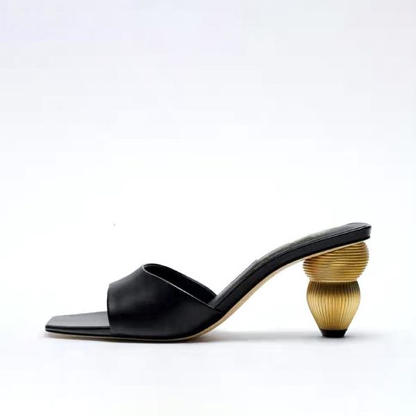 slippers summer square toe sandals women metal chunky high heel 2021 fashion design outdoor casual shoes 7j67, Black
slippers summer square toe sandals women metal chunky high heel 2021 fashion design outdoor casual shoes 7j67, Black