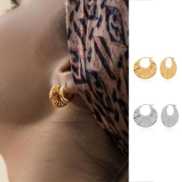 hoop & huggie vintage gold earrings fashion fan shaped metal female jewelry for women 2021, Golden;silver
hoop & huggie vintage gold earrings fashion fan shaped metal female jewelry for women 2021, Golden;silver