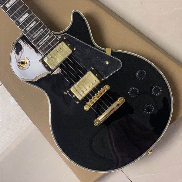 black electric guitar, custom , gold hardware,mahogany body, rosewood fingerboard, 22 grade electric guitar
black electric guitar, custom , gold hardware,mahogany body, rosewood fingerboard, 22 grade electric guitar