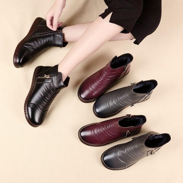 boots nice cowhide leather women ankle shoes winter warm fur vintage mother black female snowboots
boots nice cowhide leather women ankle shoes winter warm fur vintage mother black female snowboots