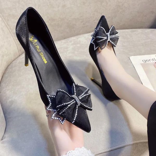 dress shoes zapatos de mujer women classic black crystal bow tie slip on stiletto heels lady fashion night club beige heel h9067
dress shoes zapatos de mujer women classic black crystal bow tie slip on stiletto heels lady fashion night club beige heel h9067