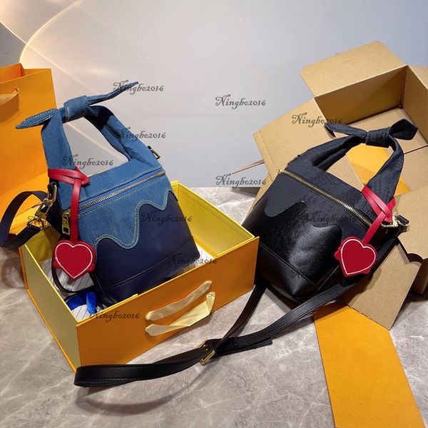 denim designer bags womens handbags cowboy crossbody blue black single handle heart leather tag shoulder bags fashionable tote adjustbale st
denim designer bags womens handbags cowboy crossbody blue black single handle heart leather tag shoulder bags fashionable tote adjustbale st