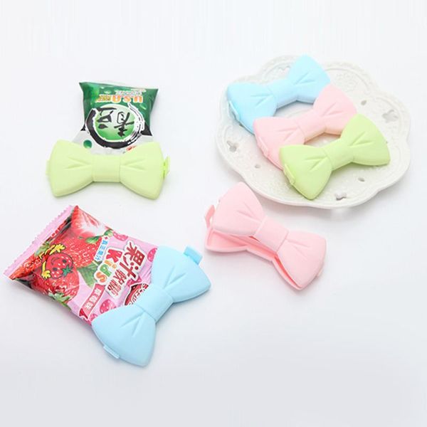 clothing & wardrobe storage 10pcs/set creative heart shape clips plastic po decoration clip mulitfunction kitchen snack seal sealing ba
clothing & wardrobe storage 10pcs/set creative heart shape clips plastic po decoration clip mulitfunction kitchen snack seal sealing ba