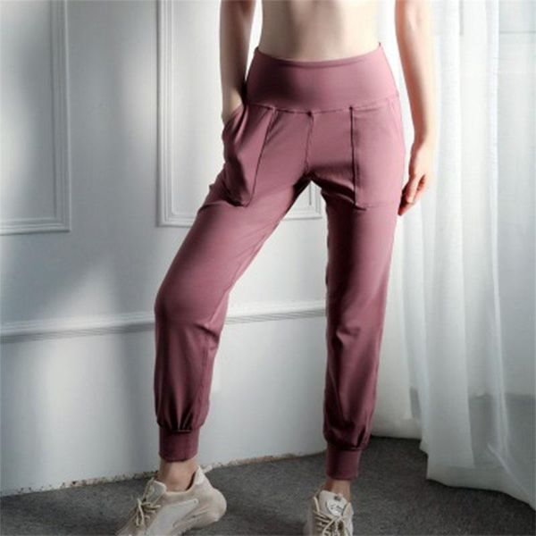 yoga outfit vogue women casual leggings high elastics stretch sweatpant breathable running bodybuilding athletic
yoga outfit vogue women casual leggings high elastics stretch sweatpant breathable running bodybuilding athletic