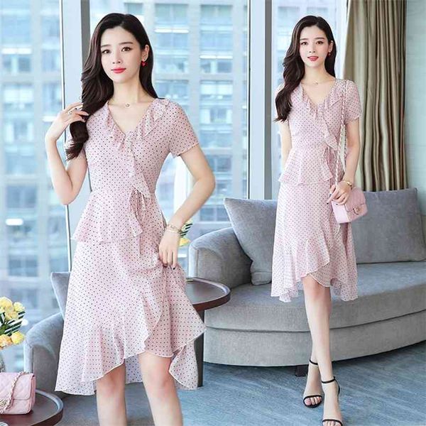 plus size pink beach midi sundress summer vintage dot chiffon boho sweet dresses elegant women bodycon party vestidos 210528, Black;gray
plus size pink beach midi sundress summer vintage dot chiffon boho sweet dresses elegant women bodycon party vestidos 210528, Black;gray