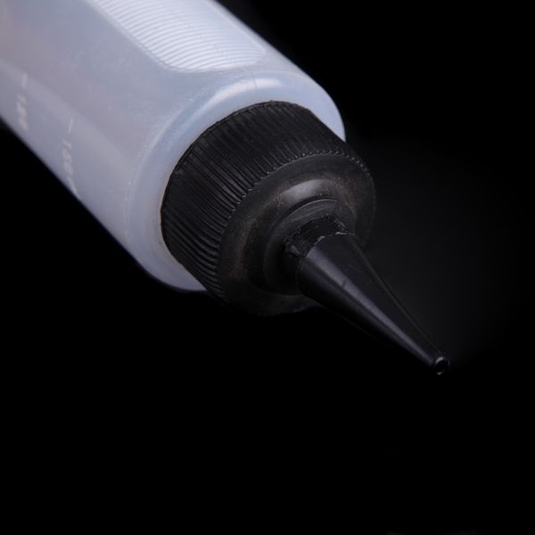 150ml home use salon refillable bottles with twist caps squeeze scale hair cleaning pot shampoo applicator bottle washing bottle
150ml home use salon refillable bottles with twist caps squeeze scale hair cleaning pot shampoo applicator bottle washing bottle