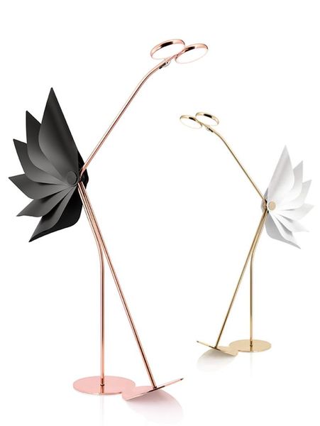 post-modern black/white led floor lamp flamingo creative dining living room standing lighting bedside l art vertical lights
post-modern black/white led floor lamp flamingo creative dining living room standing lighting bedside l art vertical lights