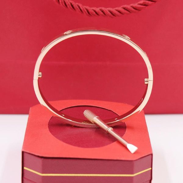 new brand 100% hight quality cuff gold sliver 4cz titanium steel screw screwdriver bracelets jewelry with orignial box, White
new brand 100% hight quality cuff gold sliver 4cz titanium steel screw screwdriver bracelets jewelry with orignial box, White