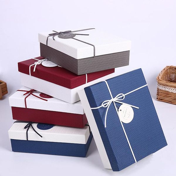 gift wrap simple style rectangle textured paper box contrast colors holding flowers or gifts happy mothers' day
gift wrap simple style rectangle textured paper box contrast colors holding flowers or gifts happy mothers' day