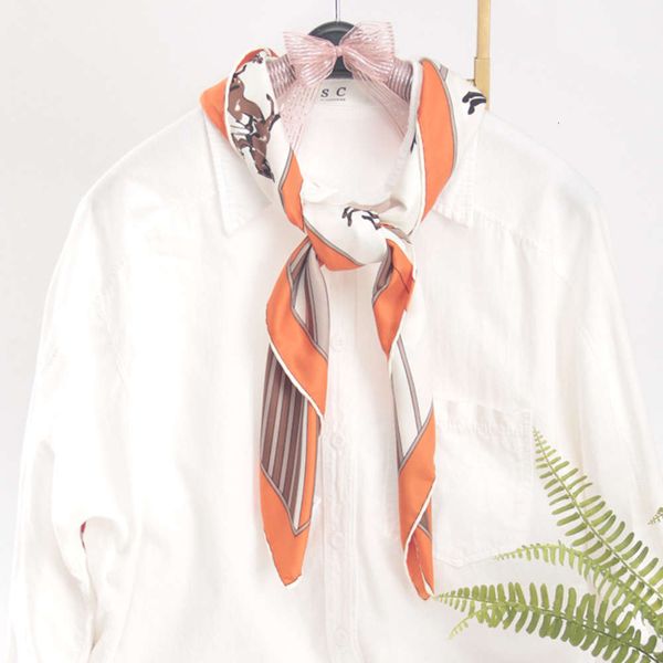 * 90 new korean animal scarves for women in spring and autumn, Blue;black
* 90 new korean animal scarves for women in spring and autumn, Blue;black