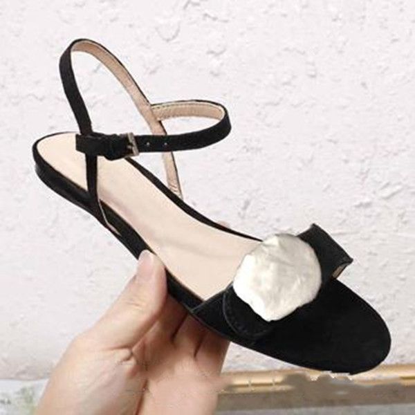 with box ) classic lady sandals buckle metal leather flat bottom beach woman shoes designer luxury women's large size us11-3 42 41, Black
with box ) classic lady sandals buckle metal leather flat bottom beach woman shoes designer luxury women's large size us11-3 42 41, Black