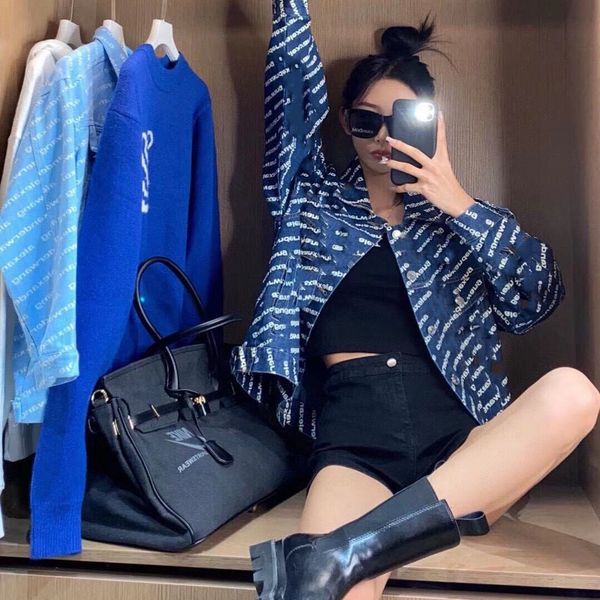 21ss king aw fashion net red full print loose single breasted denim jacket korean version, Black;brown
21ss king aw fashion net red full print loose single breasted denim jacket korean version, Black;brown