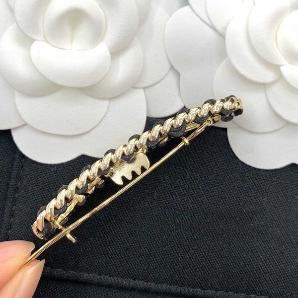 hair clip with leather in black 18k gold plated for women wedding jewelry gift with box ps3834, Golden;silver
hair clip with leather in black 18k gold plated for women wedding jewelry gift with box ps3834, Golden;silver
