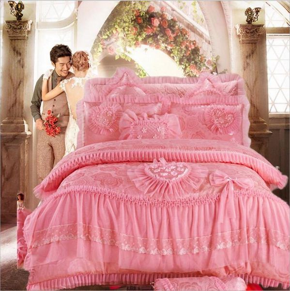 bedding sets 4/6/8pcs luxury wedding king size pink princess lace bedcover set jacquard duvet cover bed sheet pillowcases
bedding sets 4/6/8pcs luxury wedding king size pink princess lace bedcover set jacquard duvet cover bed sheet pillowcases