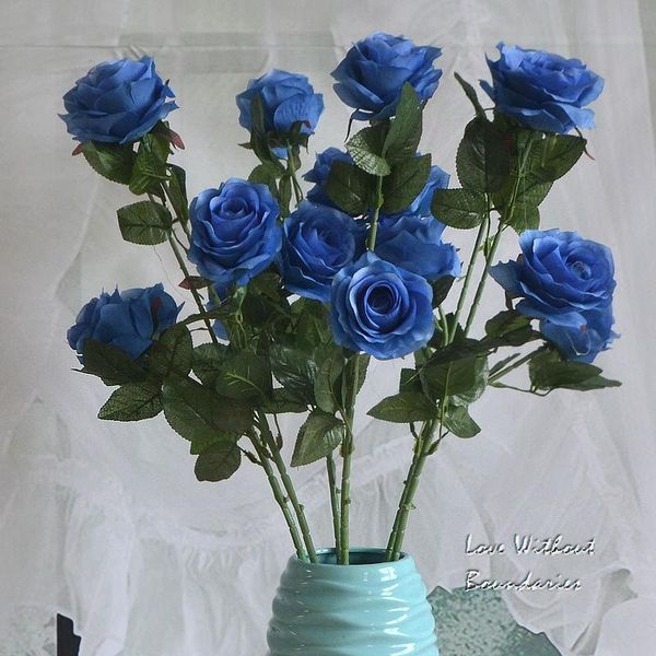 wholesale artificial flowers for home decoration flower simulation three head roses hands wedding flowers 5pcs/lots
wholesale artificial flowers for home decoration flower simulation three head roses hands wedding flowers 5pcs/lots