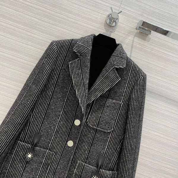 women's suits & blazers fashion striped tweed blazer coats for women 3d cut big pocket long sleeve straight jackets lady winter, White;black
women's suits & blazers fashion striped tweed blazer coats for women 3d cut big pocket long sleeve straight jackets lady winter, White;black