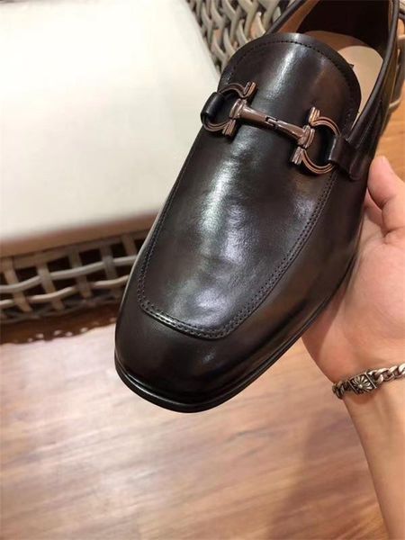 mm 2020 fashion luxury leather shoes men designers dress shoes lace up business wedding shoes italian classic dropshipping 11, Black
mm 2020 fashion luxury leather shoes men designers dress shoes lace up business wedding shoes italian classic dropshipping 11, Black