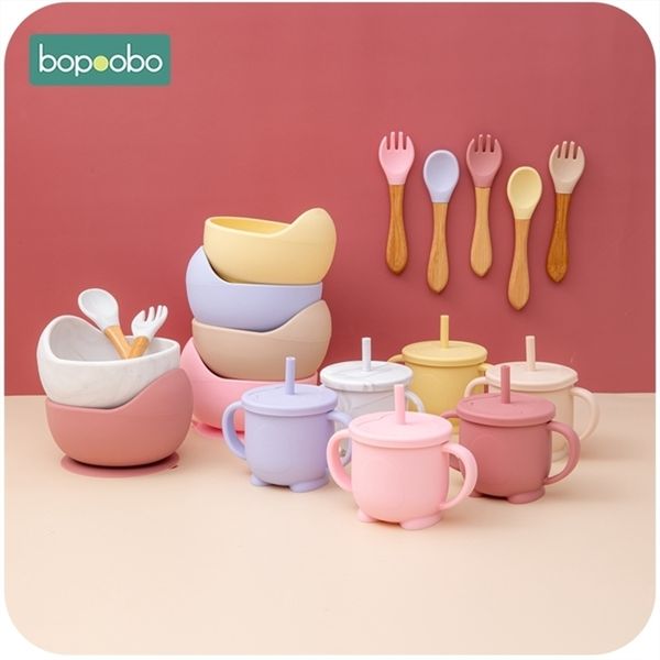 silicone baby feeding bowl 4pc/1set tableware waterproof learning suction set wood fork spoon non-slip for child learn 211026
silicone baby feeding bowl 4pc/1set tableware waterproof learning suction set wood fork spoon non-slip for child learn 211026