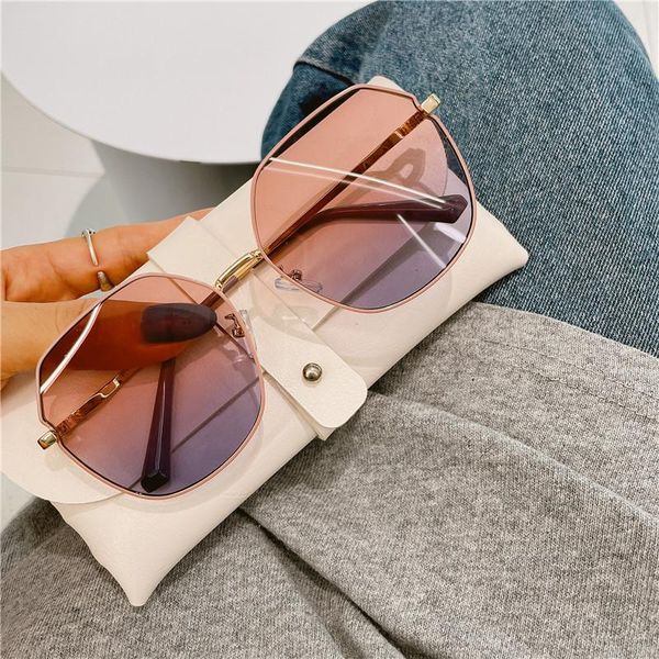 sunglasses female summer seaside uv protection sunscreen 2021 couple tide round face sun, White;black
sunglasses female summer seaside uv protection sunscreen 2021 couple tide round face sun, White;black
