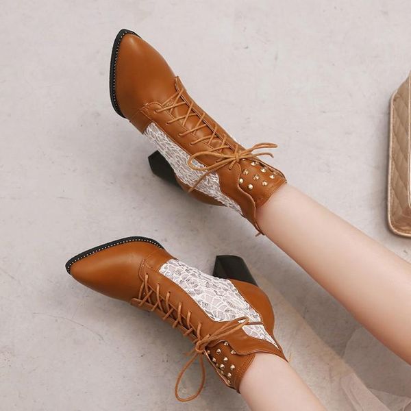 boots oversized girls'shoes with roman baotou pointed and thick heels tie rivet back zipper, Black
boots oversized girls'shoes with roman baotou pointed and thick heels tie rivet back zipper, Black