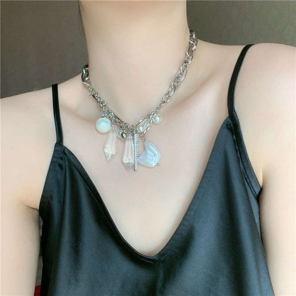 hbp ins necklace short style exaggerated fashion thick pearl crystal pendant clavicle net red neck chain female, Silver 
hbp ins necklace short style exaggerated fashion thick pearl crystal pendant clavicle net red neck chain female, Silver