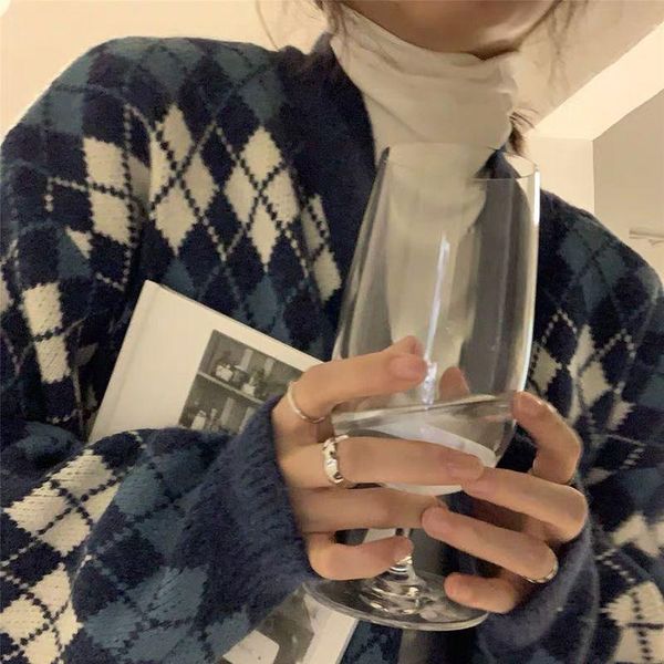 women's knits & tees japanese check color contrast sweater jacket v-neck long-sleeved hong kong style retro loose knit cardigan outerwe, White
women's knits & tees japanese check color contrast sweater jacket v-neck long-sleeved hong kong style retro loose knit cardigan outerwe, White
